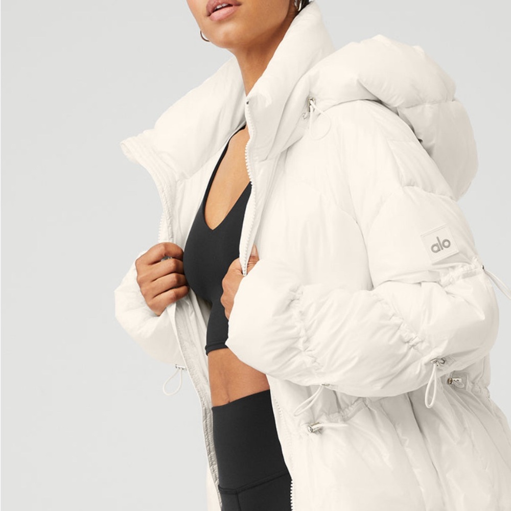 ALO Stunner Puffer jacket - Size Small